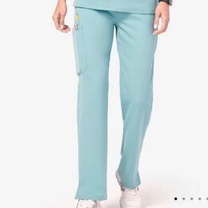 FIGS Kade Cargo SeaGlass Scrub Pants EUC